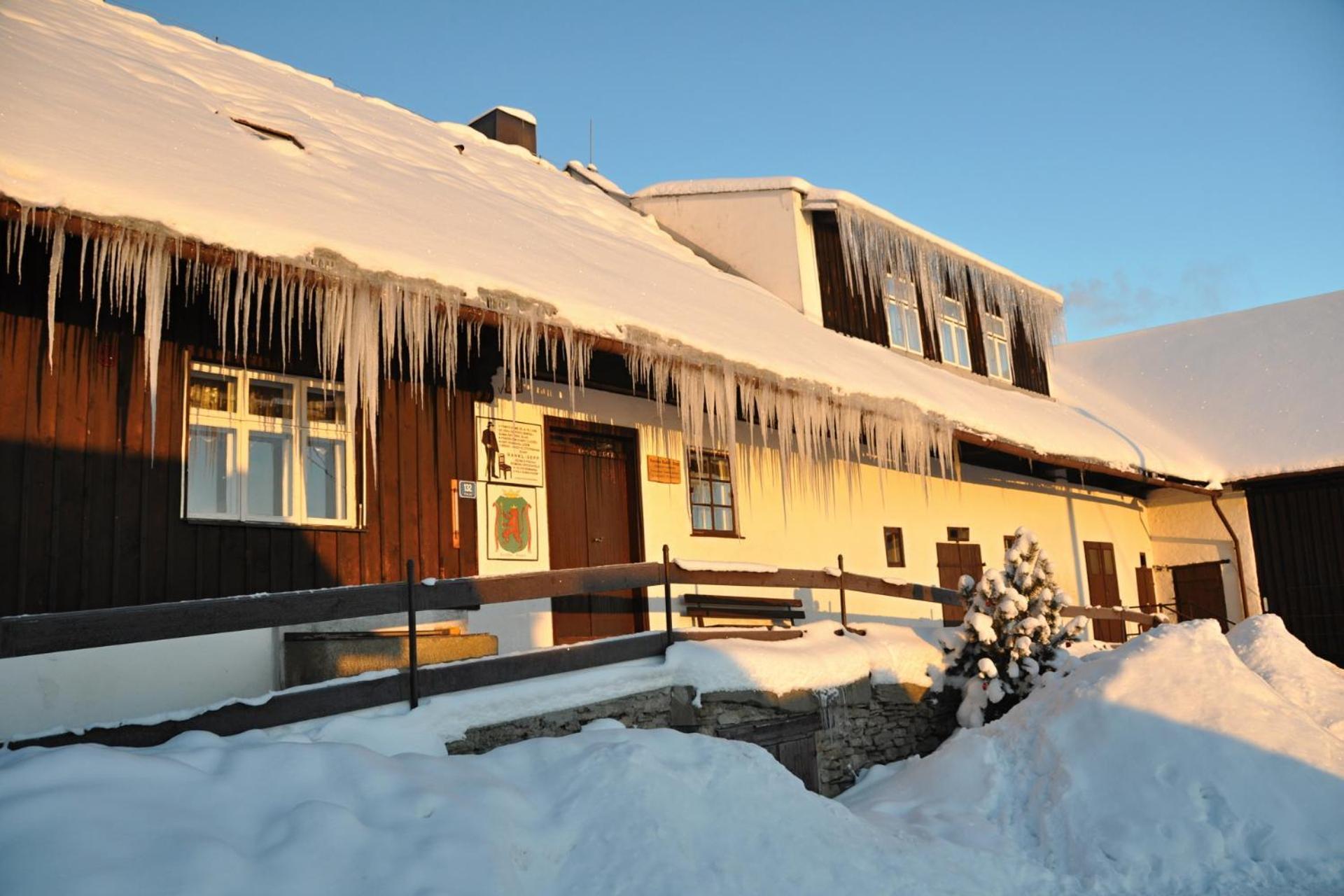 Penzion Rankl-Sepp Stachy Exteriör bild
